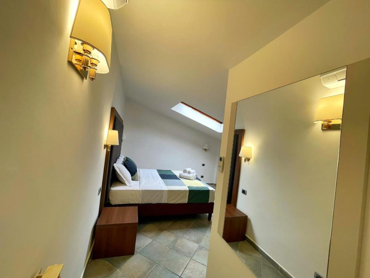 Attic Garden Hotel Рим Екстериор снимка