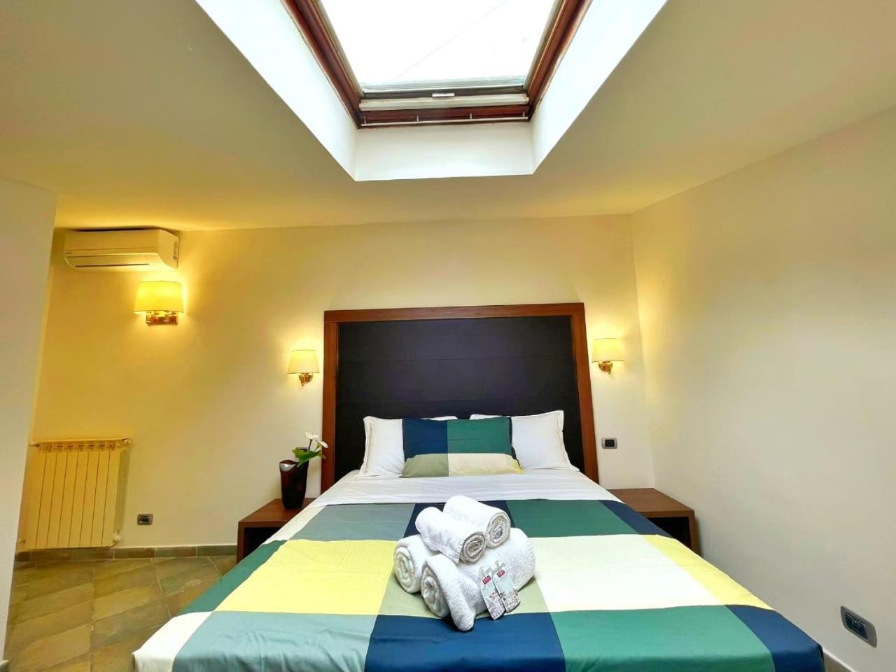 Attic Garden Hotel Рим Екстериор снимка