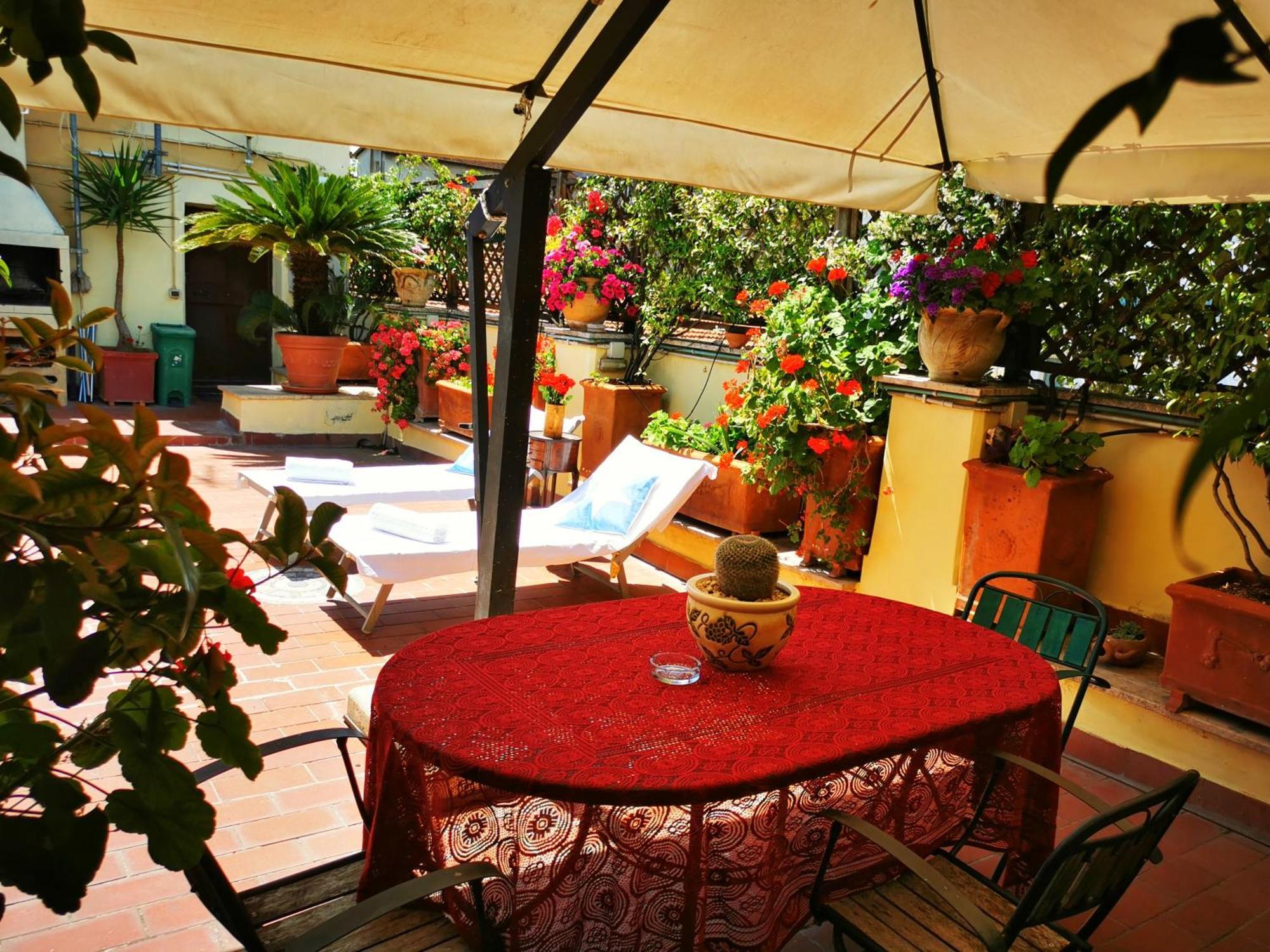 Attic Garden Hotel Рим Екстериор снимка