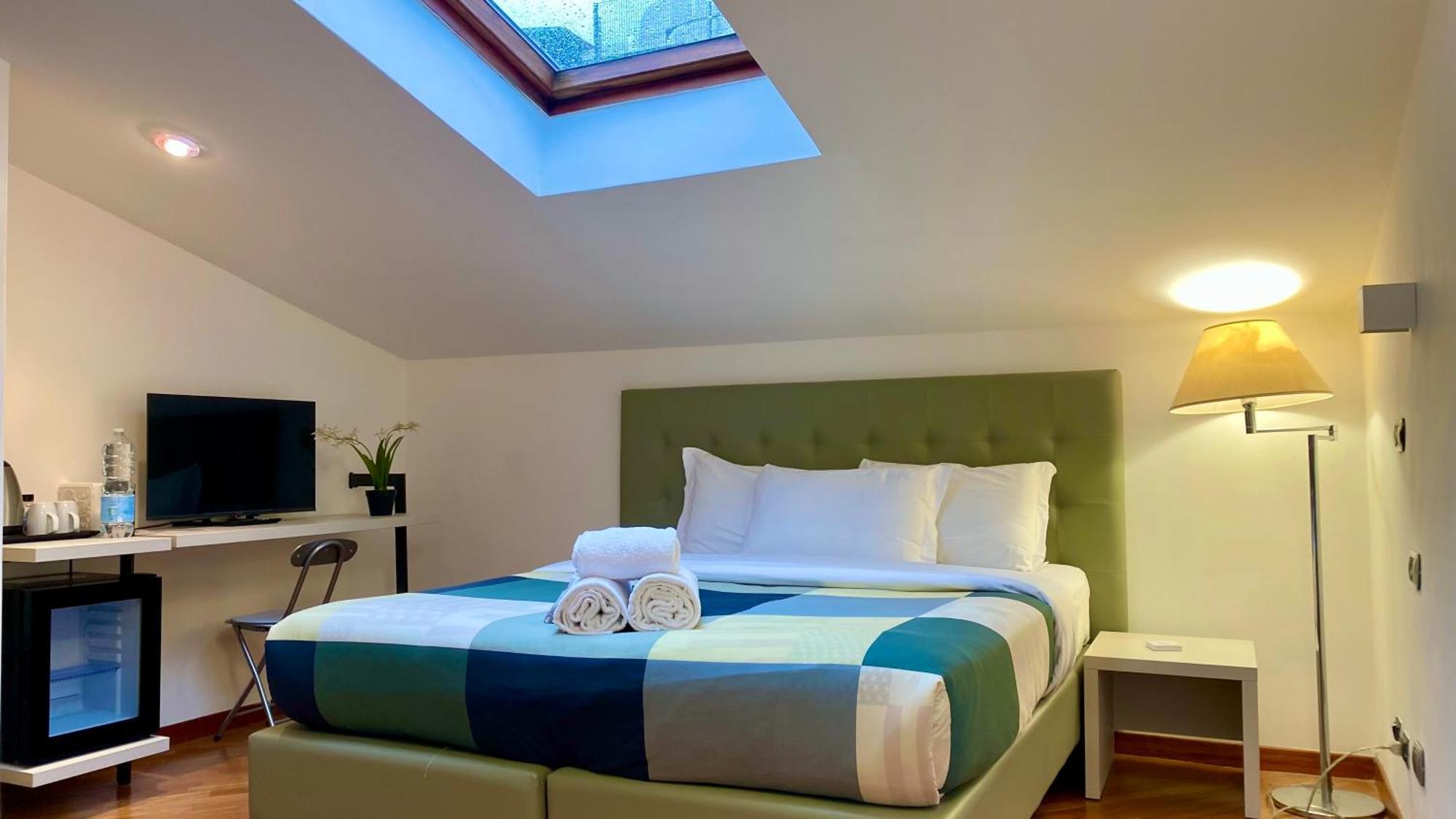 Attic Garden Hotel Рим Екстериор снимка
