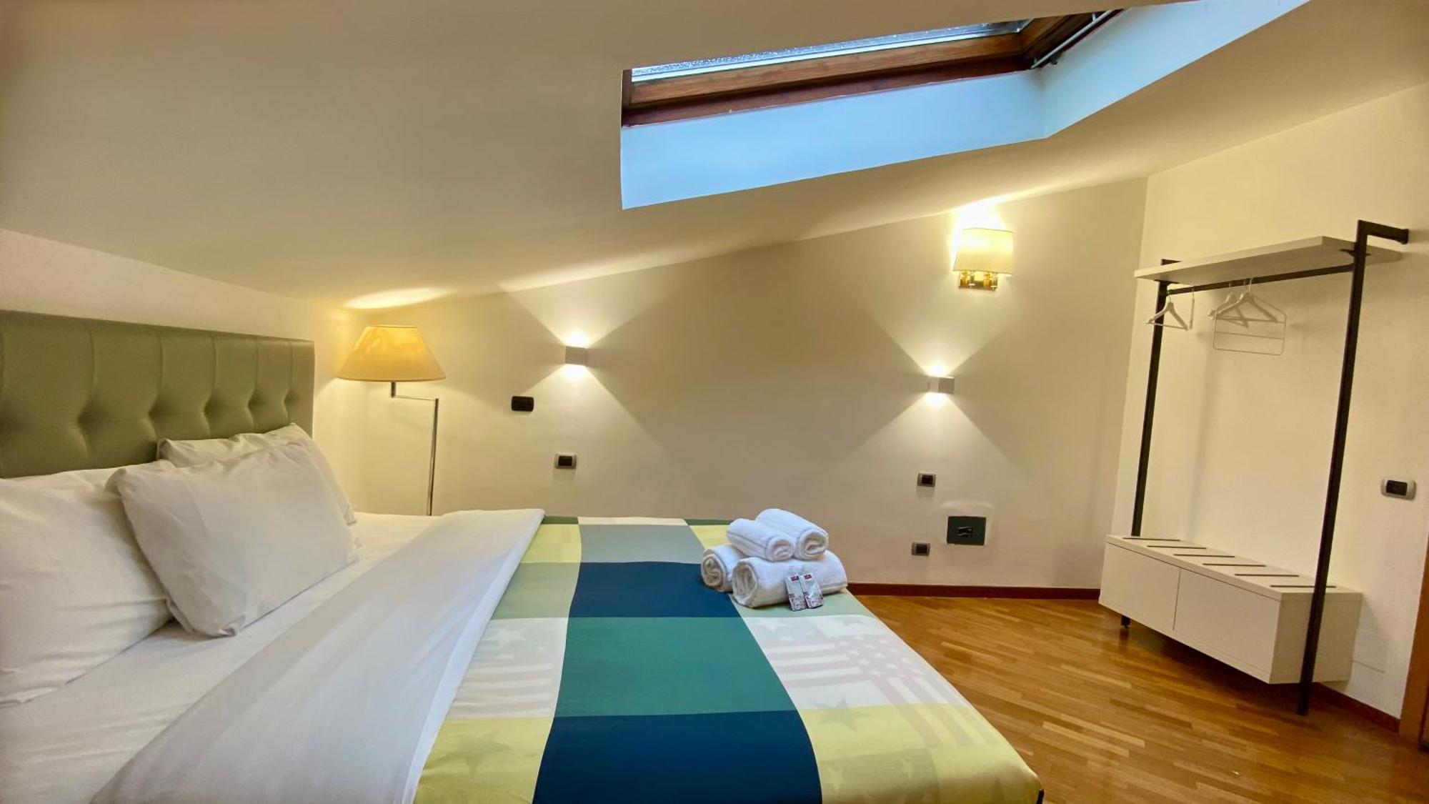 Attic Garden Hotel Рим Екстериор снимка