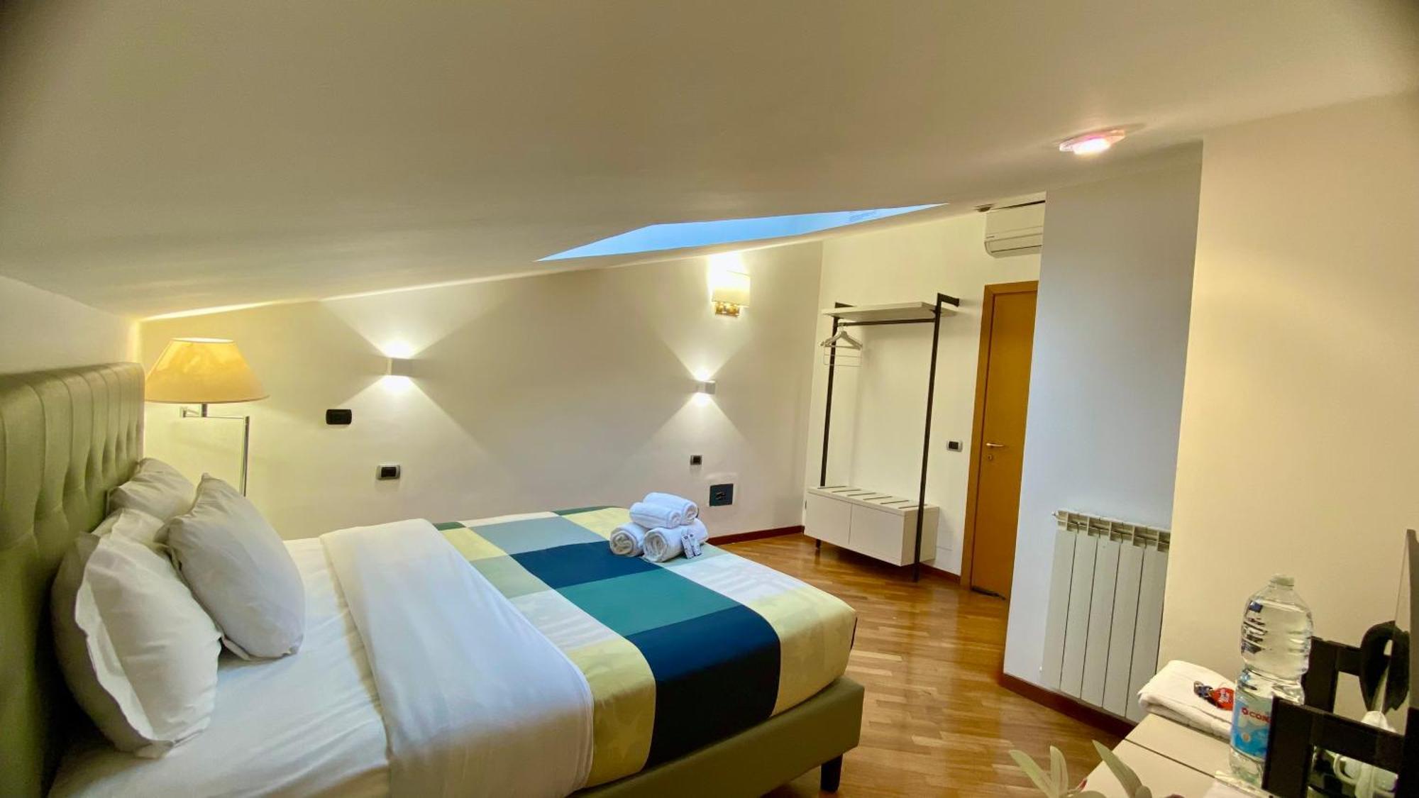 Attic Garden Hotel Рим Екстериор снимка